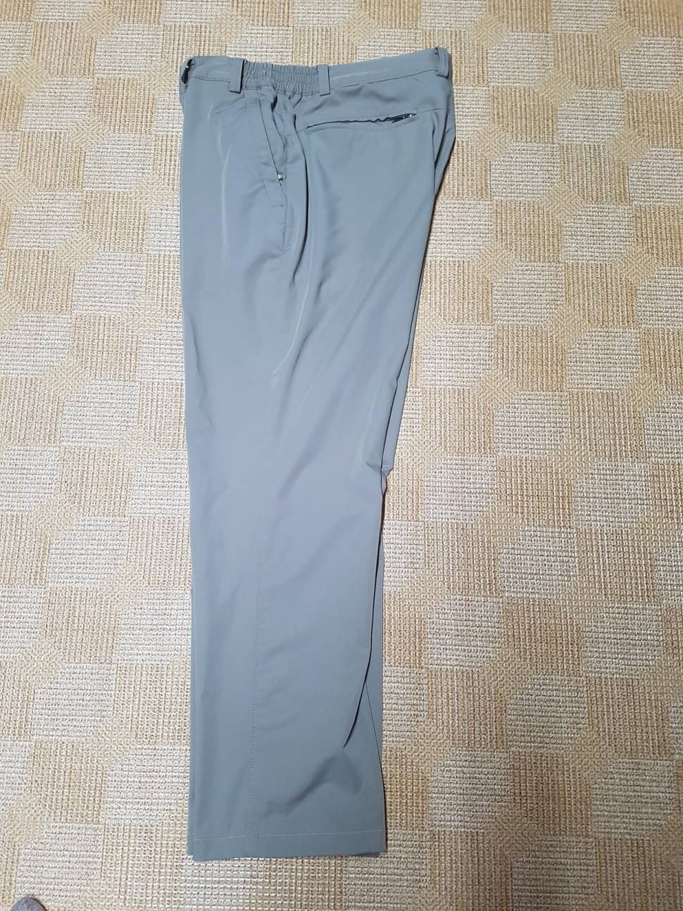 봄 가을용 티셔츠와 바지 (중고장터 - 비낚시용품)