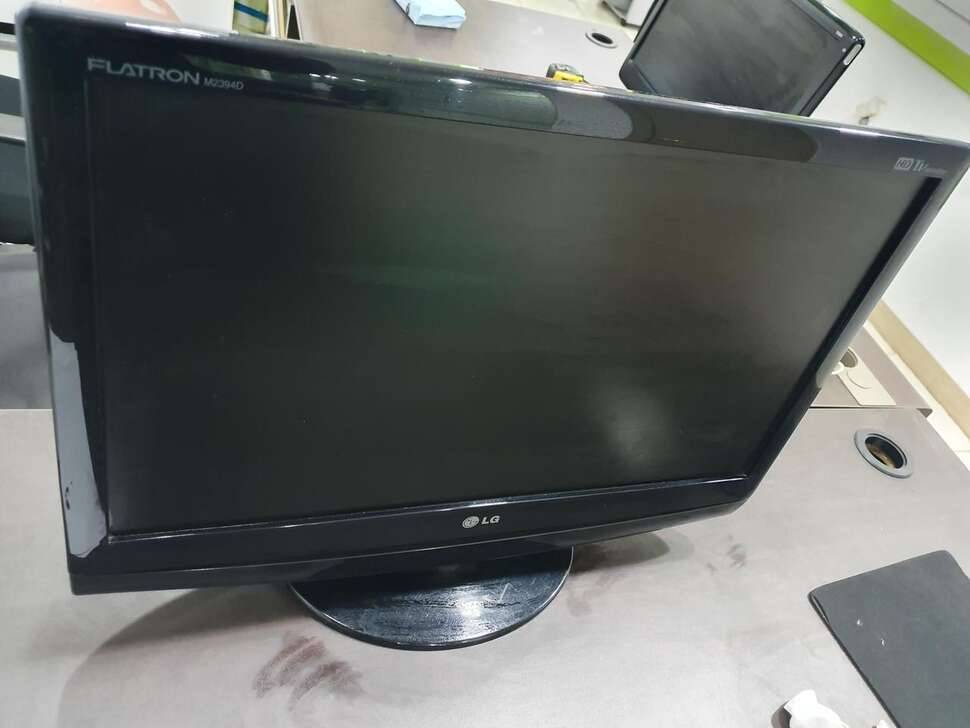 LG FLATRON 23인치 모니터TV겸용 (중고장터 - 비낚시용품)