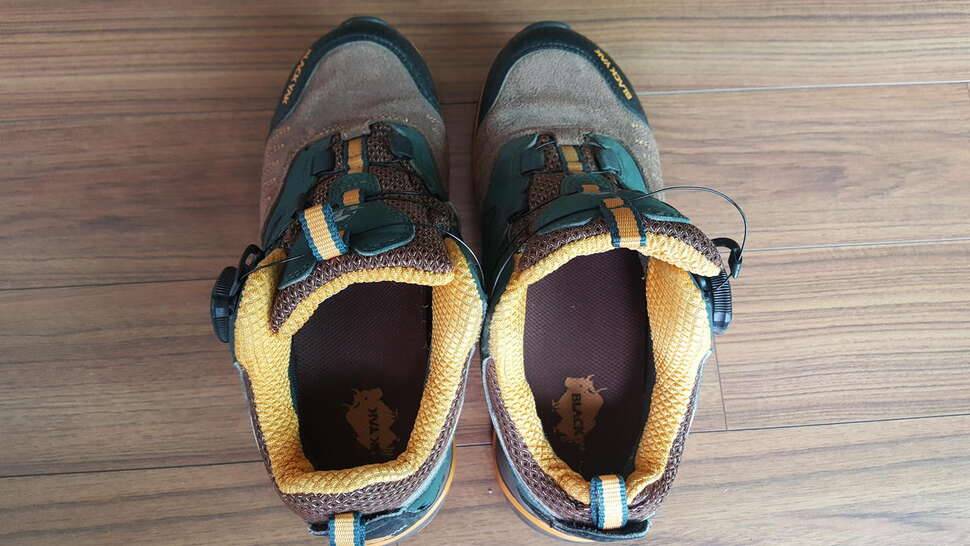 블랙야크 등산화 220mm 가격낮춤 (중고장터 - 비낚시용품)