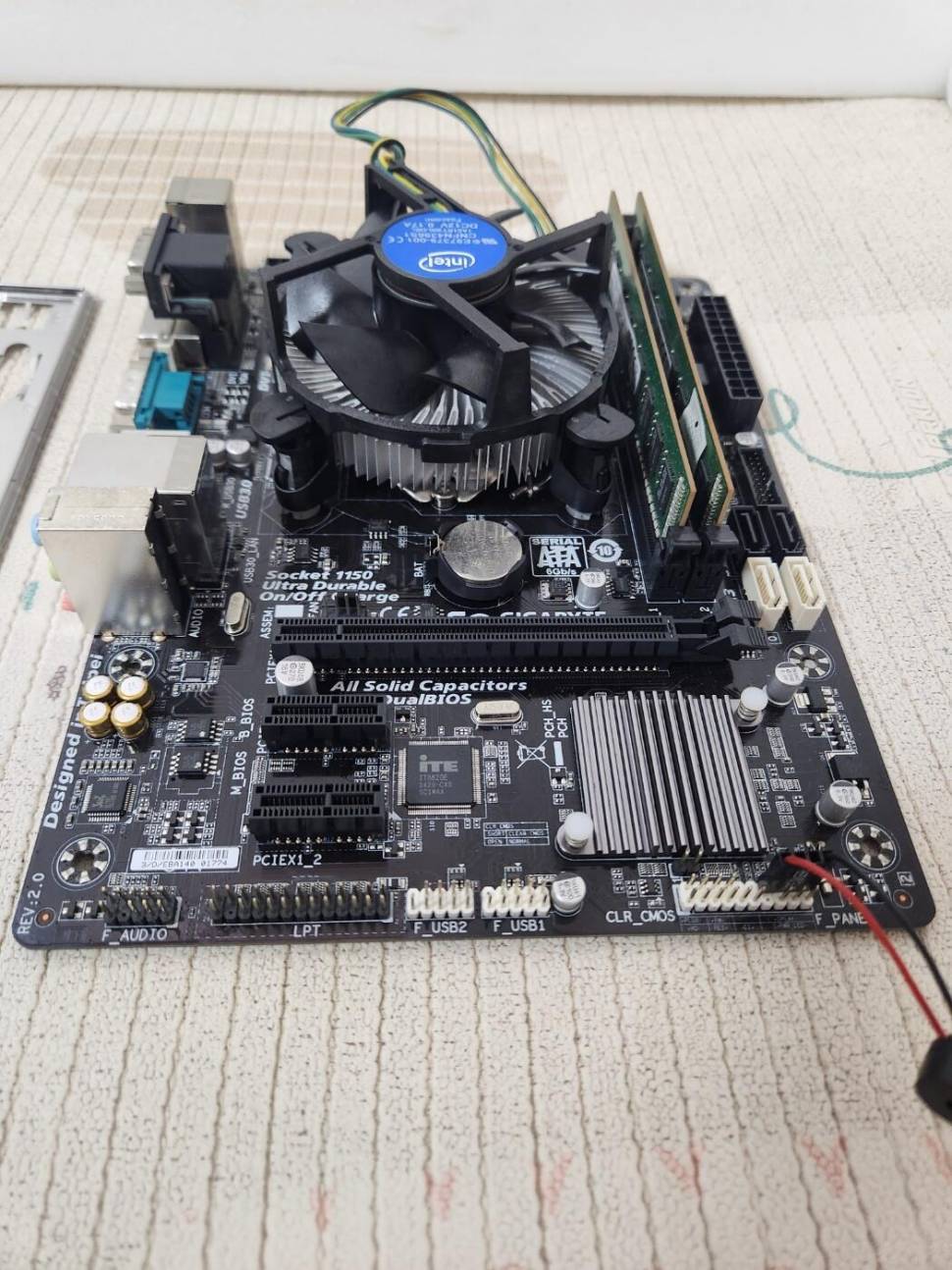 i3 4170 cpu H81 보드 8gb 일괄 내놓습니다 (중고장터 - 비낚시용품)