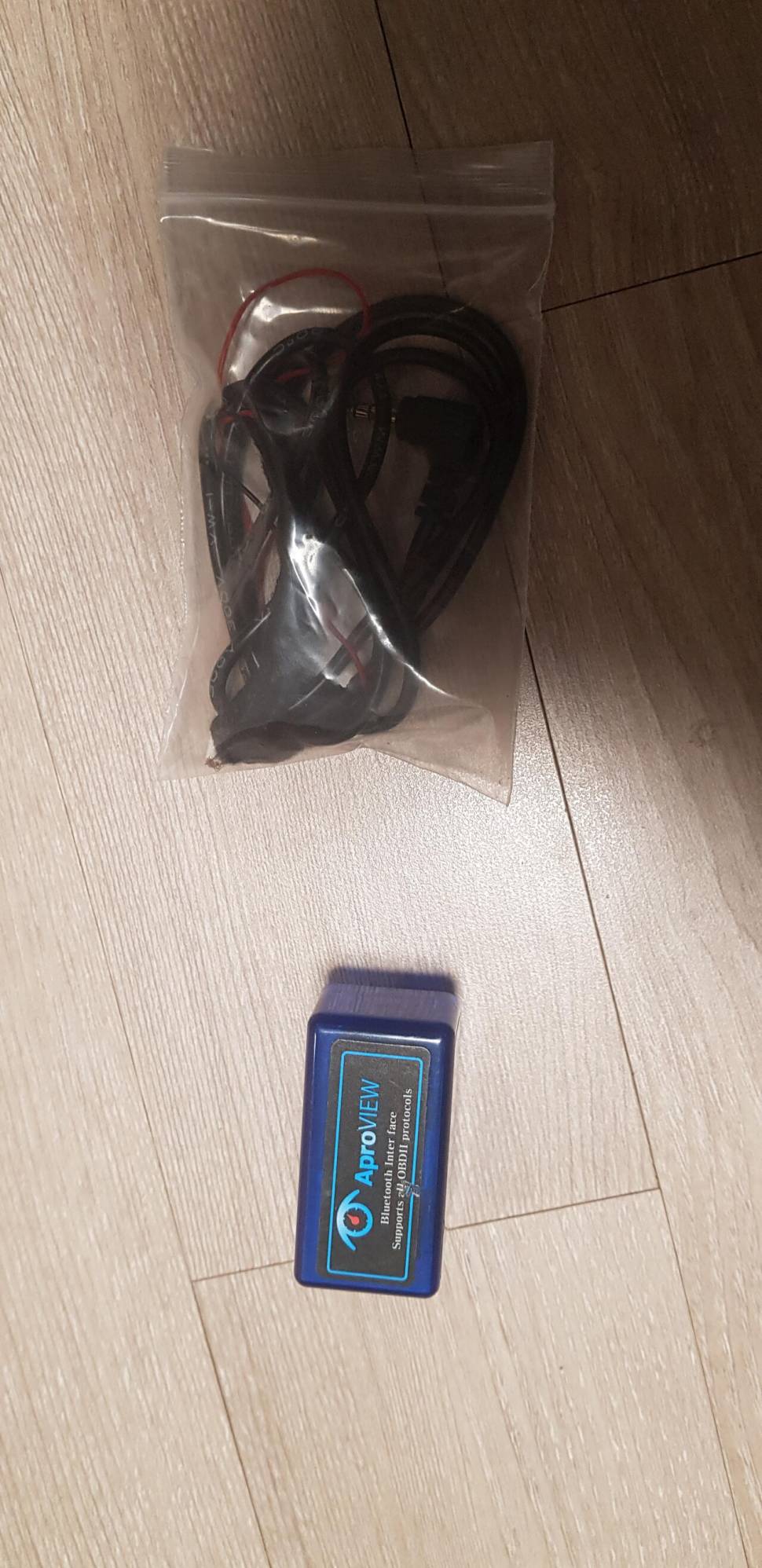 아프로뷰SOBT HAV3700 OBD2 헤드업디스플레이HUD (중고장터 - 비낚시용품)
