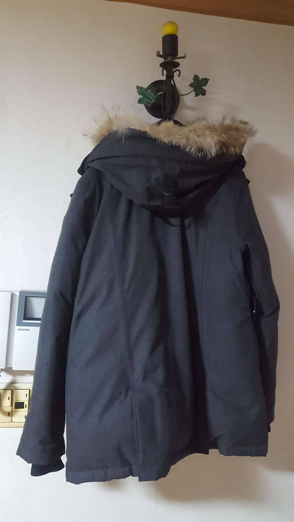 패딩 팝니다 (중고장터 - 비낚시용품)