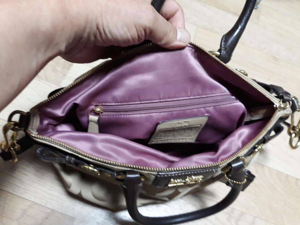 코치 오리지널 정품백 외 MCM 정품 백등 몇가지 상품 올립니다 많은 관심 부탁드립니다 (중고장터 - 비낚시용품)