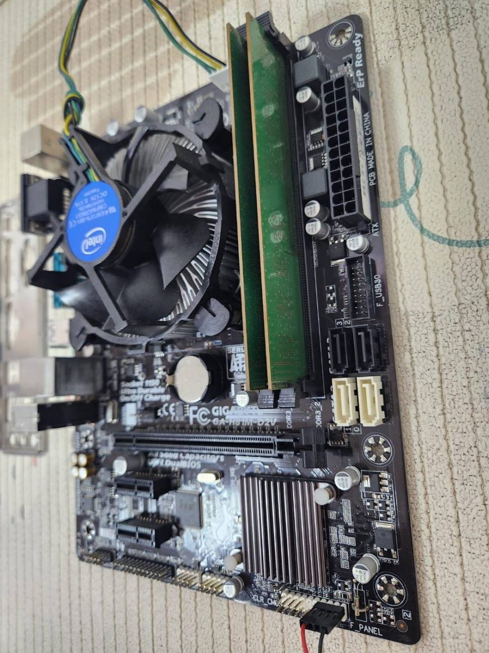 i3 4170 cpu H81 보드 8gb 일괄 내놓습니다 (중고장터 - 비낚시용품)