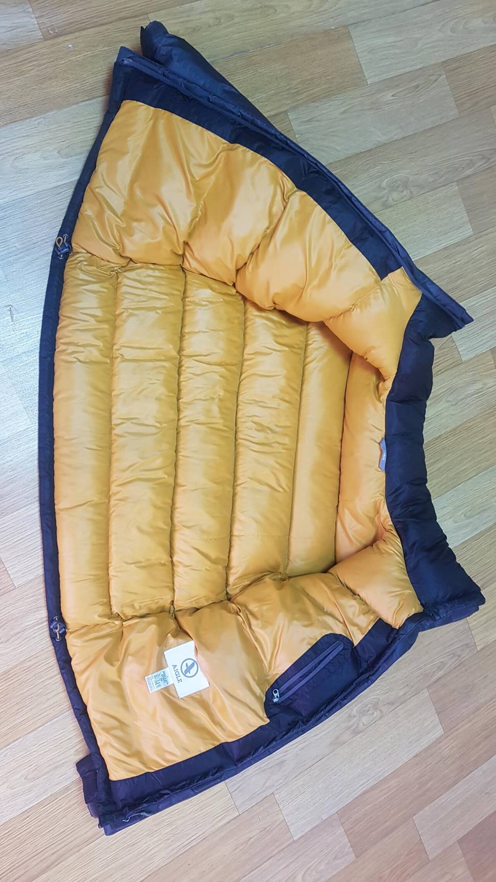 네파 다운팬츠블랙야크 점퍼 (중고장터 - 비낚시용품)
