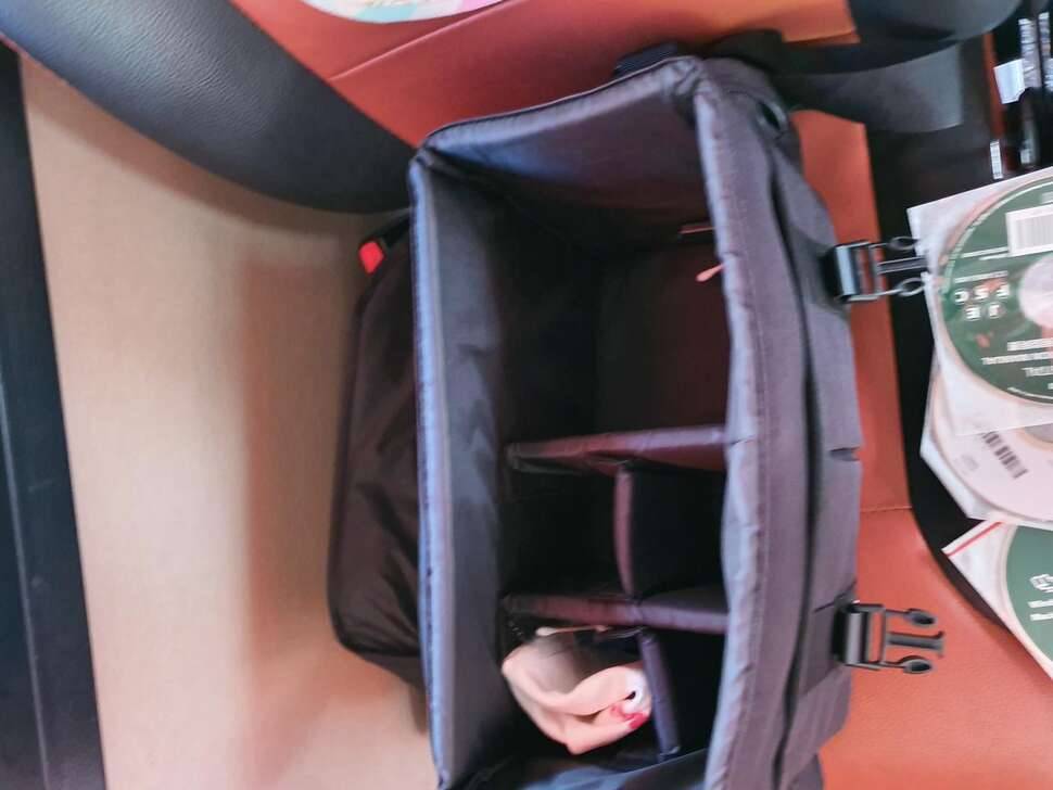DSLR 캐논 700D팝니다 (중고장터 - 비낚시용품)