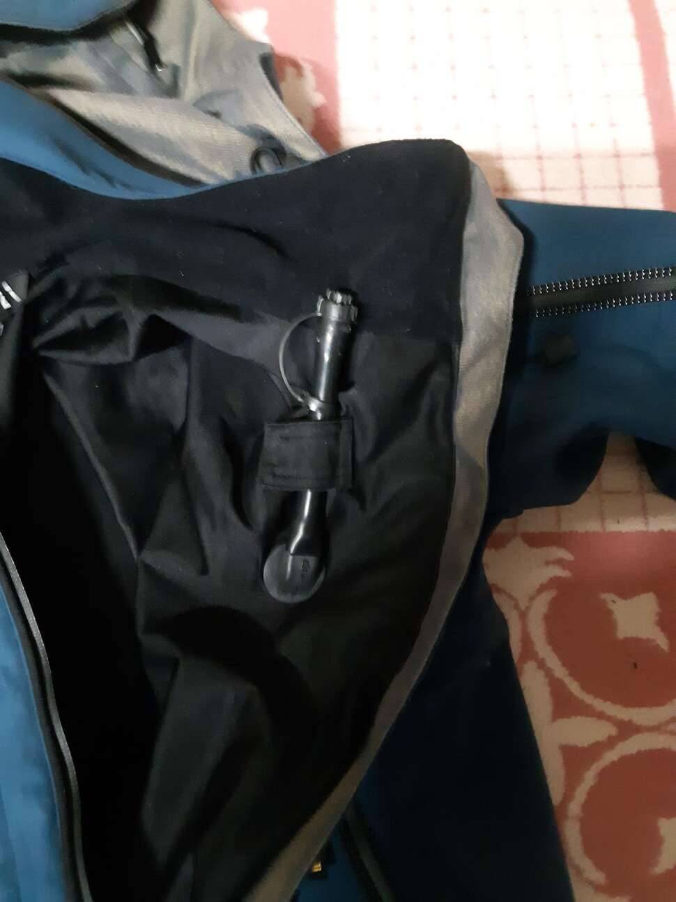 동일낚시 고어텍스 낚시복 100 (중고장터 - 비낚시용품)