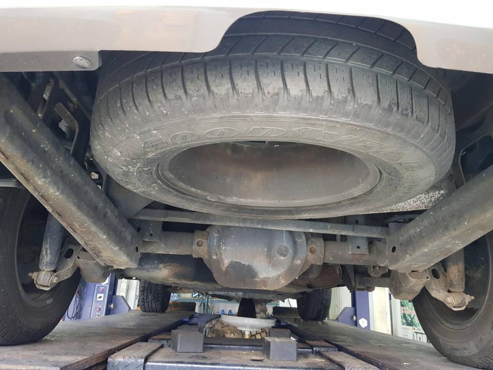 5등급 06년식 32만km Jeep 그랜드체로키 4륜 280만원 (중고장터 - 비낚시용품)