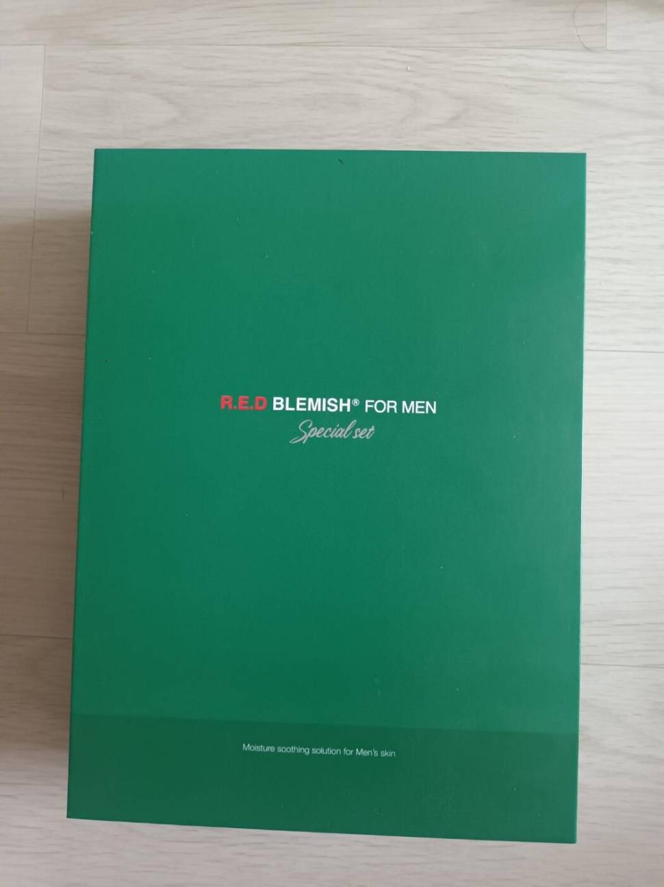 아디다스운동화와 화장품 (중고장터 - 비낚시용품)