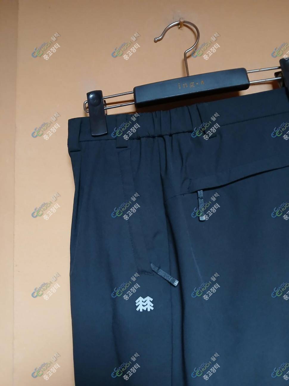 코오롱 34인지블랙야크 36인지 (중고장터 - 비낚시용품)