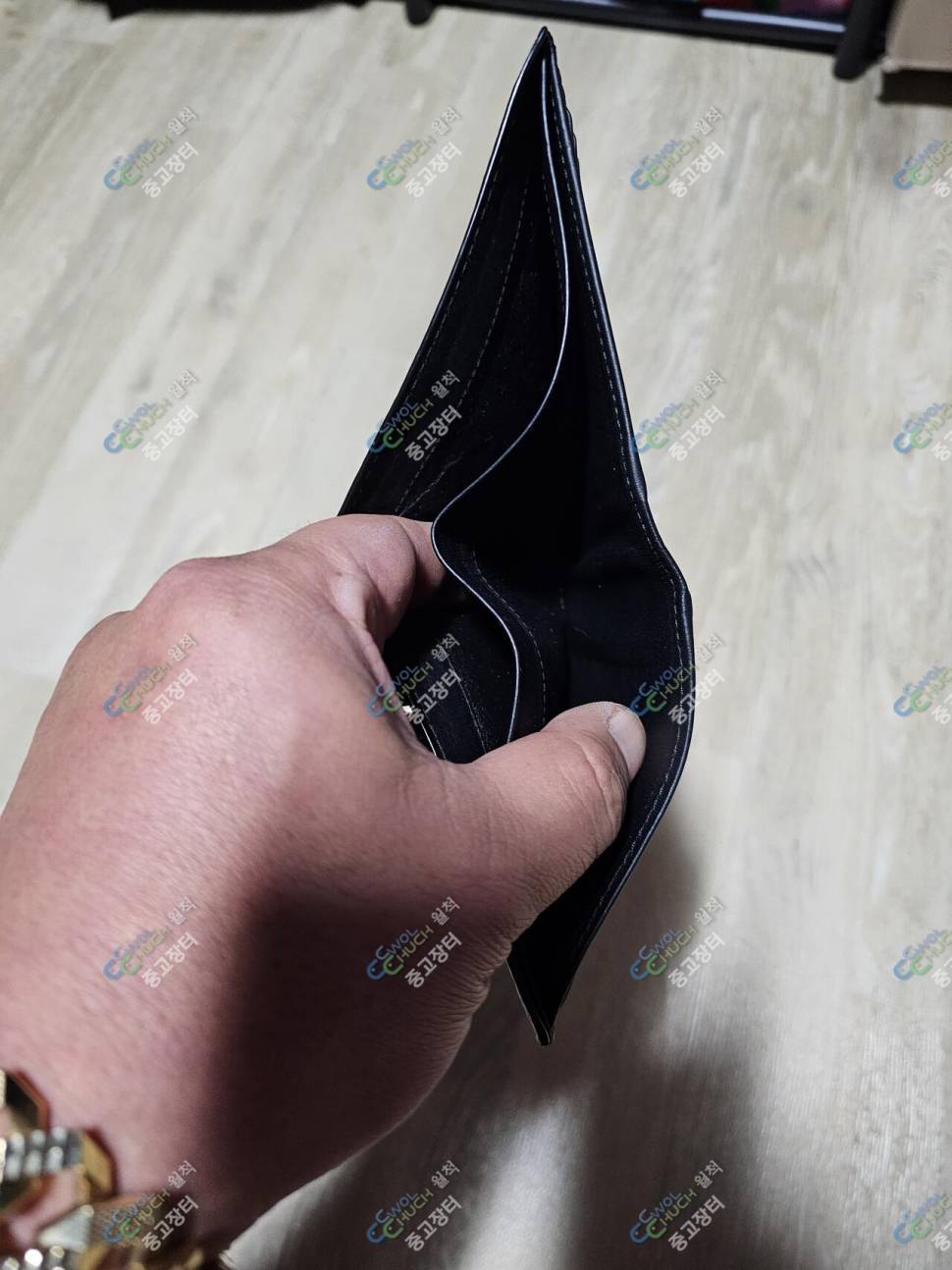 보테가베네타 반지갑 팝니다 (중고장터 - 비낚시용품)