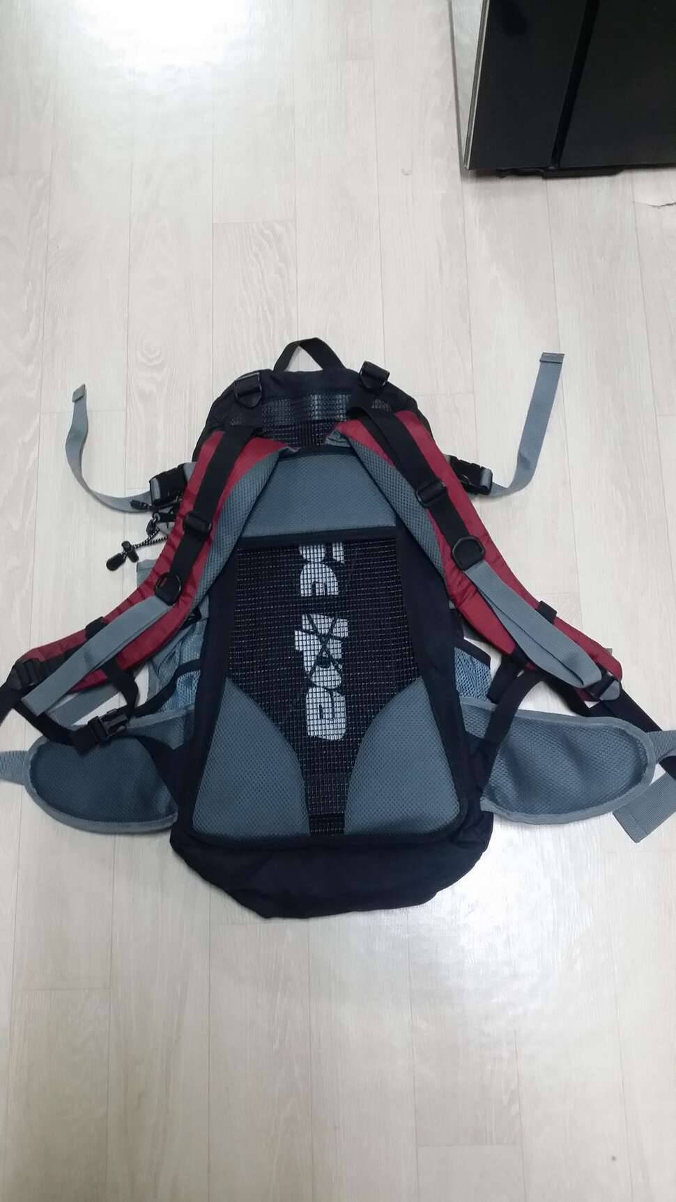 등산배낭 (중고장터 - 비낚시용품)