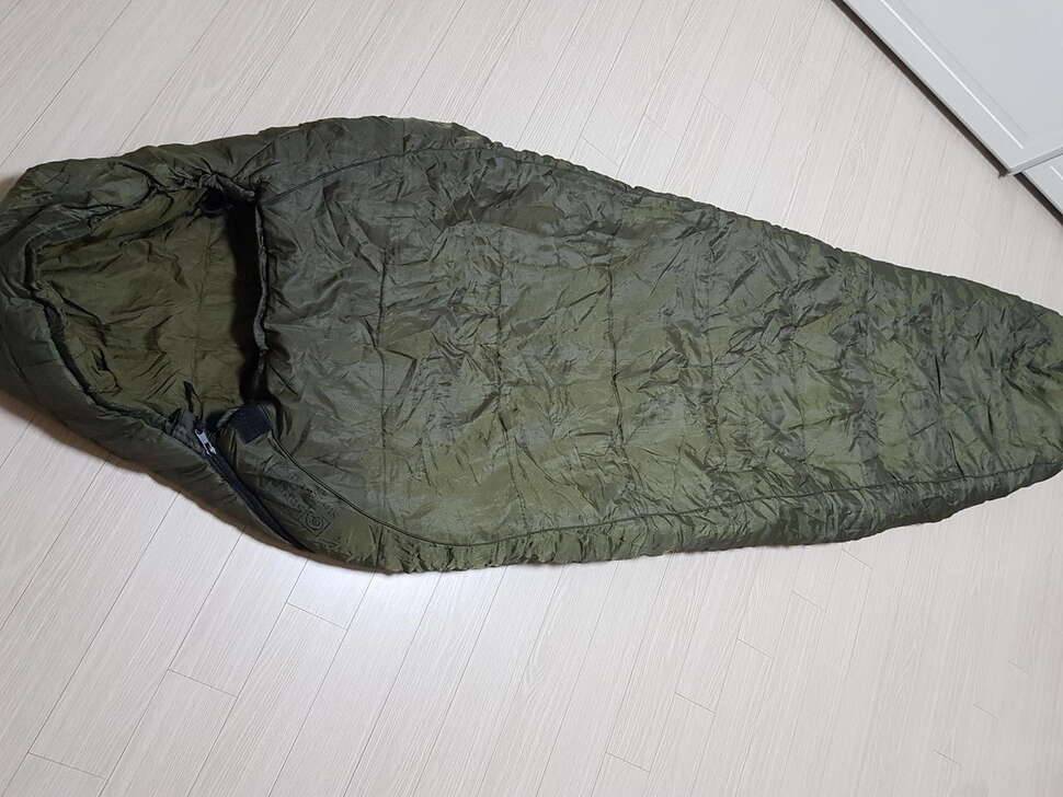 스너그팩 침낭 팝니다 (중고장터 - 비낚시용품)