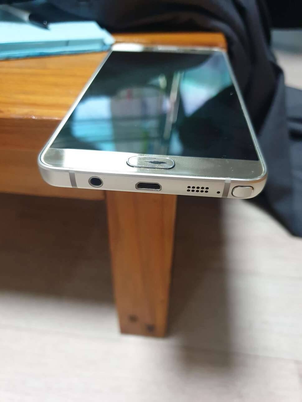 갤럭시 노트 5 32g 팝니다 대전 (중고장터 - 비낚시용품)