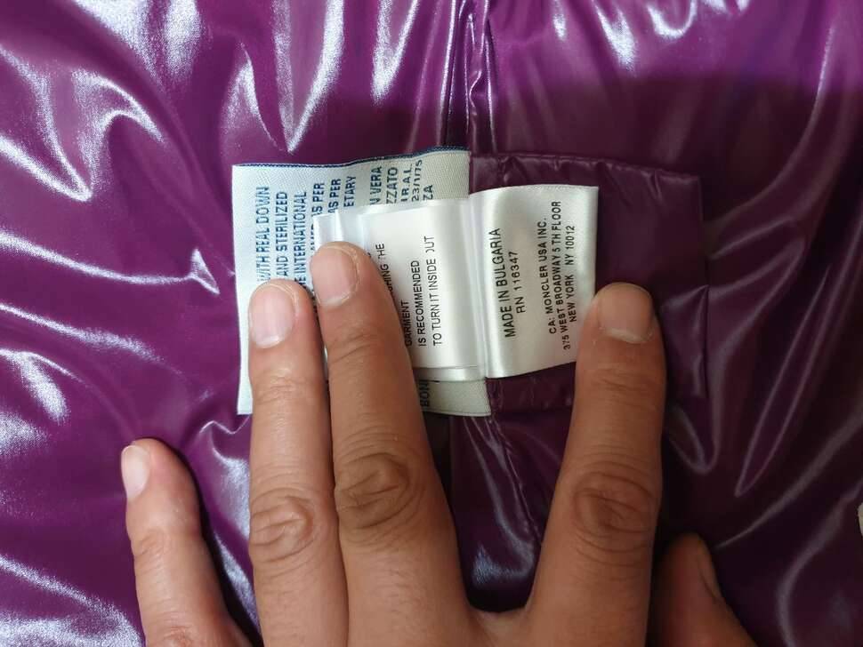 몽클레어 여성패딩조끼 정품팝니다 (중고장터 - 비낚시용품)