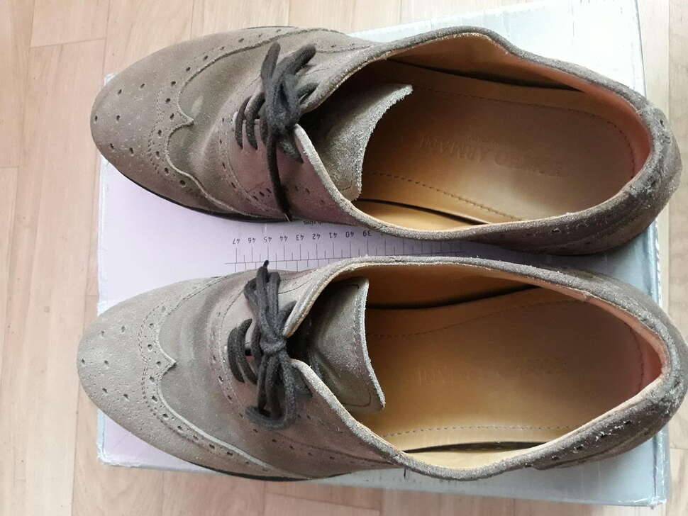 조르지오 알마니 남성 신발 과 몇가지 입니다 (중고장터 - 비낚시용품)