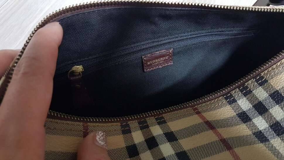 버버리 가방 입니다 (중고장터 - 비낚시용품)