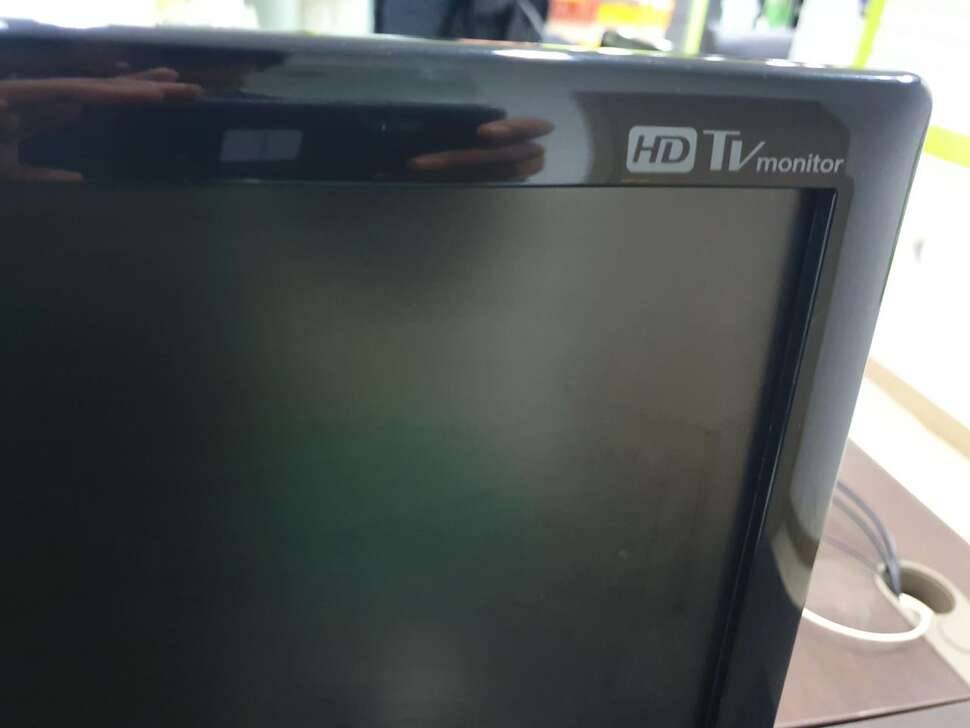 LG FLATRON 23인치 모니터TV겸용 (중고장터 - 비낚시용품)