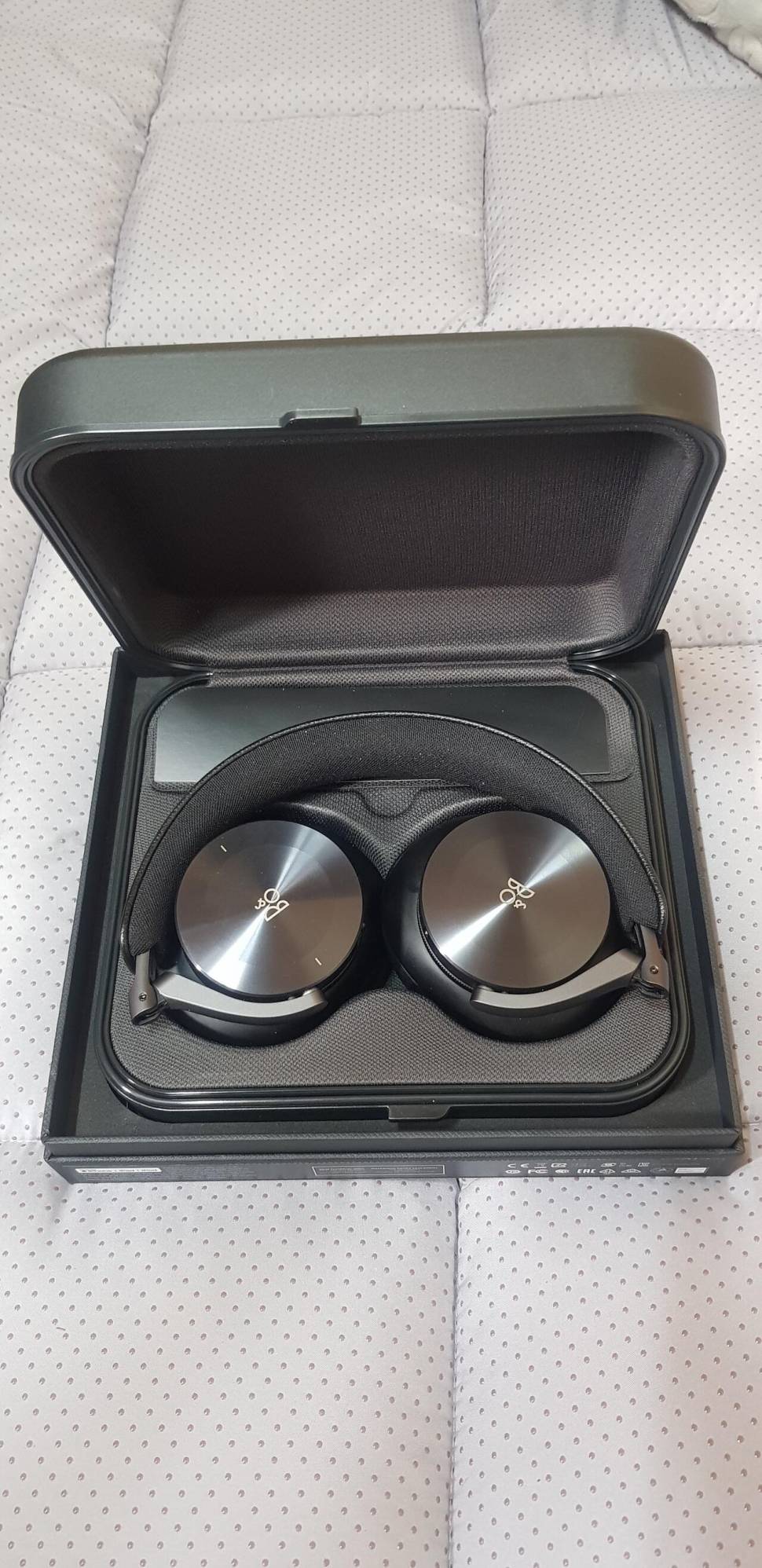Bang Olufsen Beoplay H95 (중고장터 - 비낚시용품)