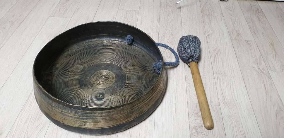 사물놀이 징 가격내림 (중고장터 - 비낚시용품)