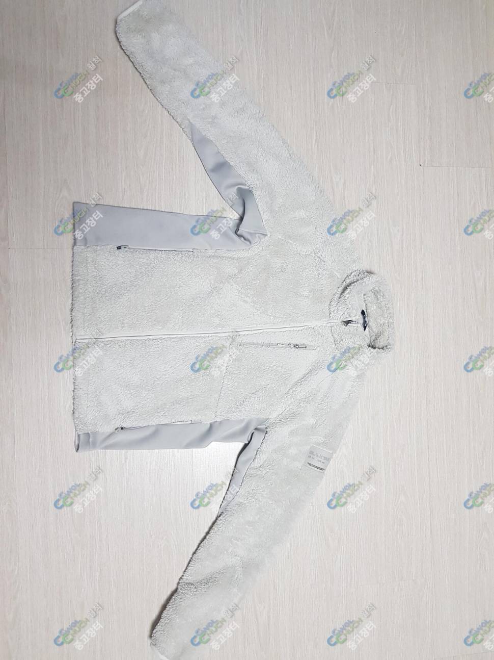 블랙야크 뽀글이 입니다 (중고장터 - 비낚시용품)