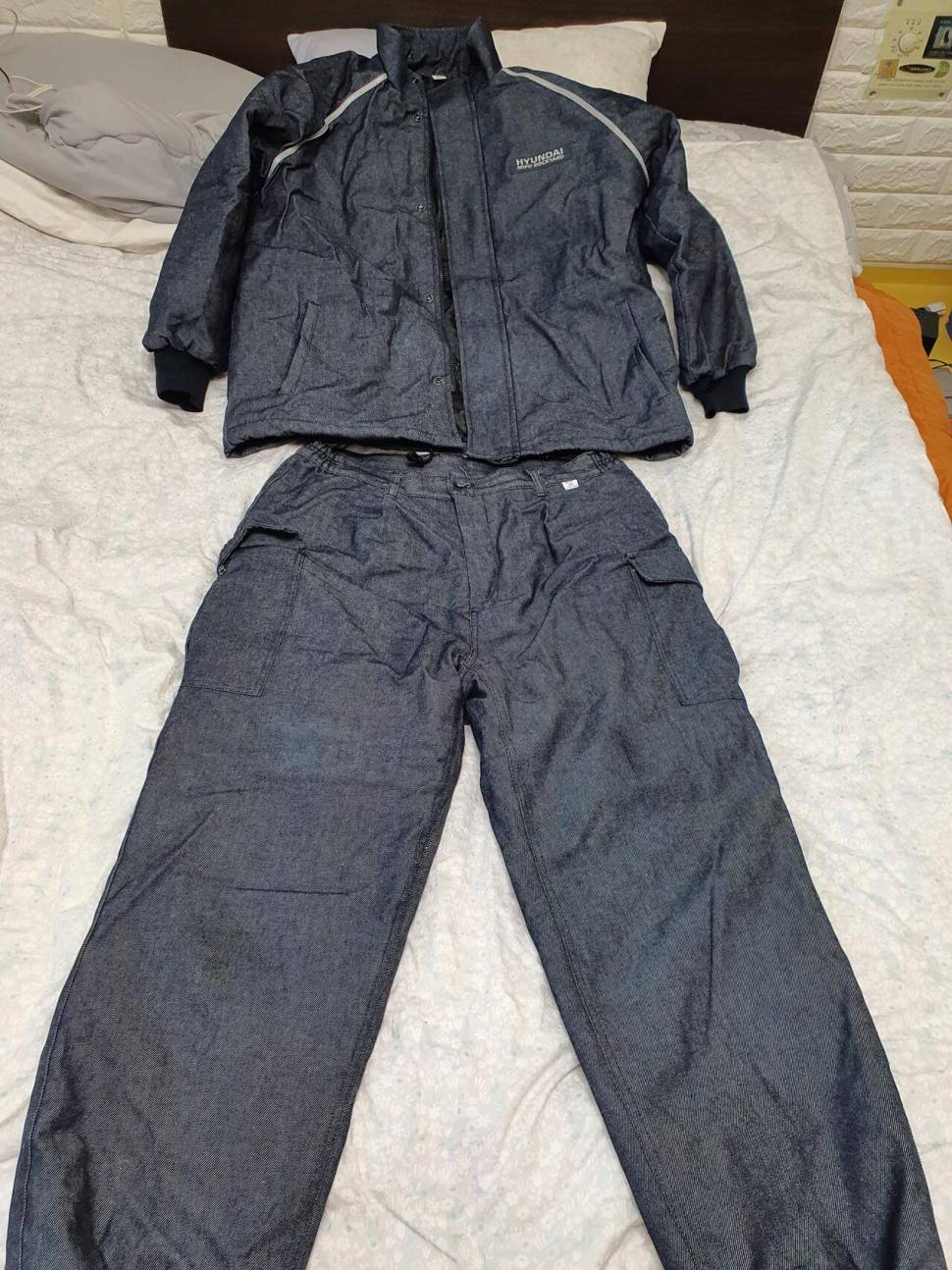 나이키에어 등산화 작업복 경량패딩 온열매트등 ㅍ (중고장터 - 비낚시용품)