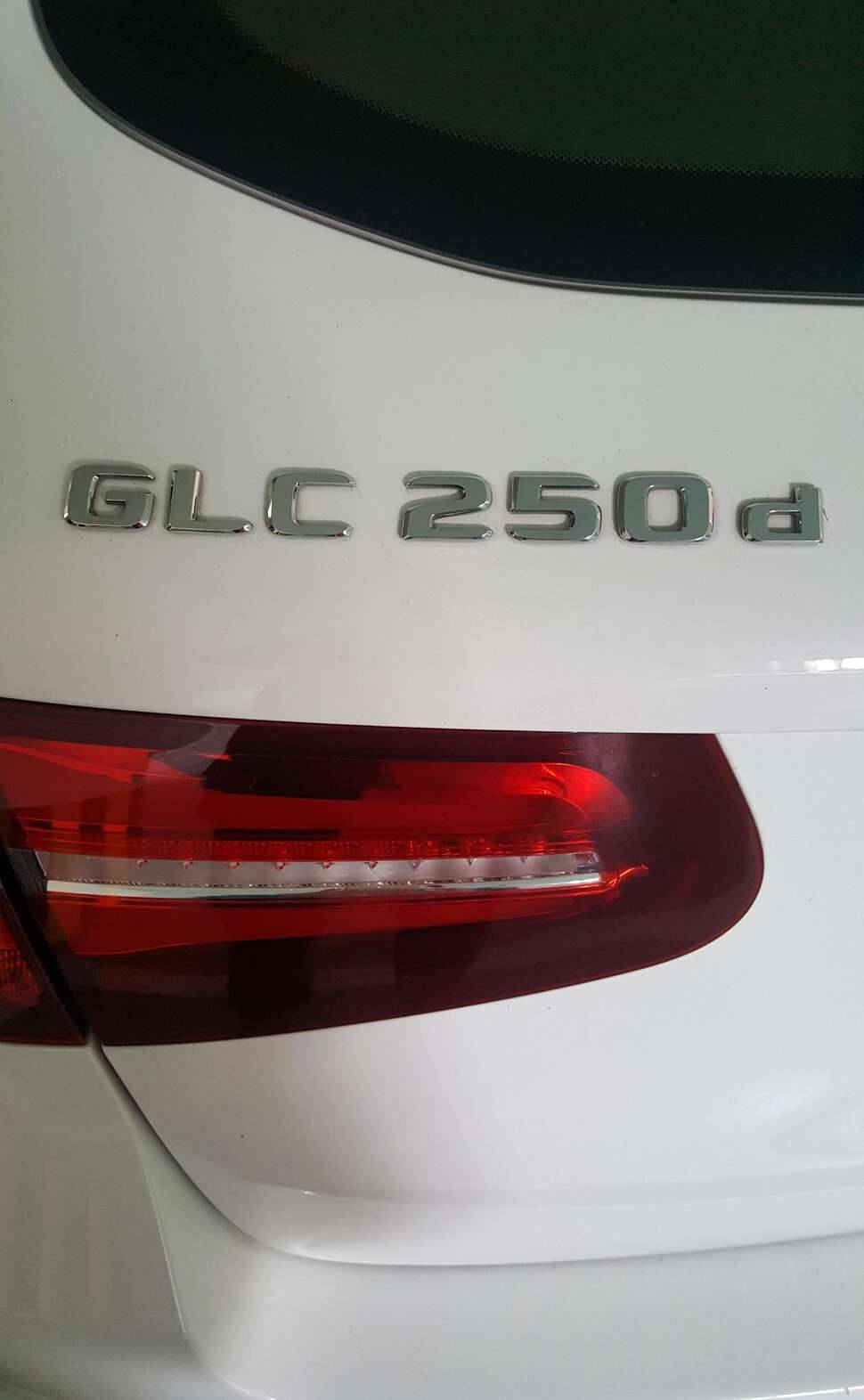 벤츠 GLC 250d 정품휠 미사용 1개팝니다 (중고장터 - 비낚시용품)
