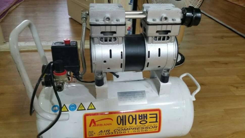 저소음 에어뱅크 콤푸레셔 25hp 판매합니다 (중고장터 - 비낚시용품)
