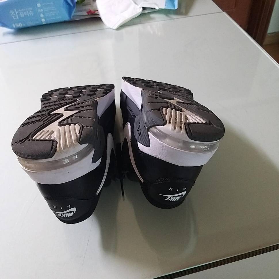 덕다운및나이키에어 (중고장터 - 비낚시용품)