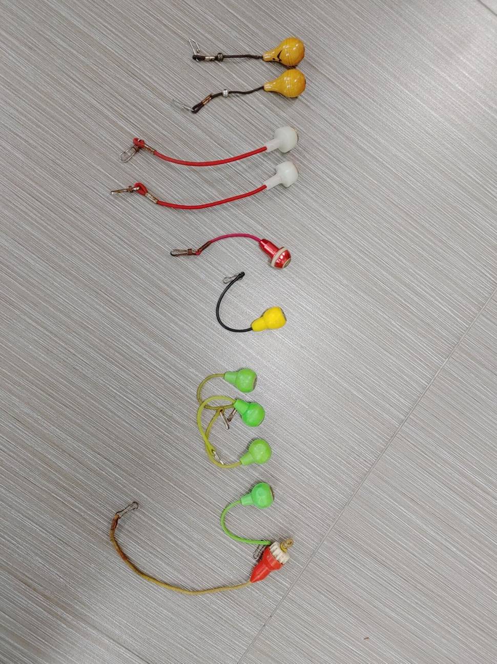 장식장 헬스자전거 전위치료기 오케이4단받침틀 Z크랭크 각종찌 (중고장터 - 비낚시용품)