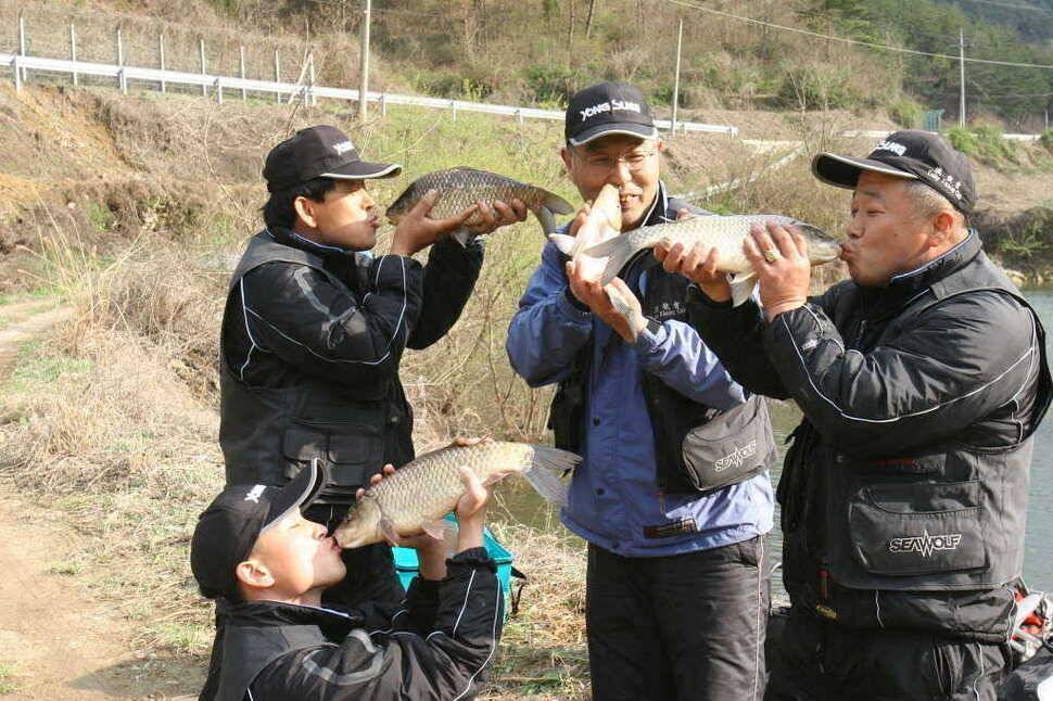 4짜 타작한날 (조황조행기 - 월척컵토종붕어챔피언십)