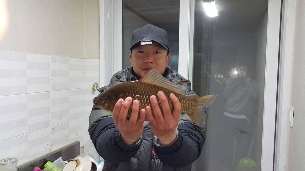 15년 첫 월이 (조황조행기 - 월척컵토종붕어챔피언십)