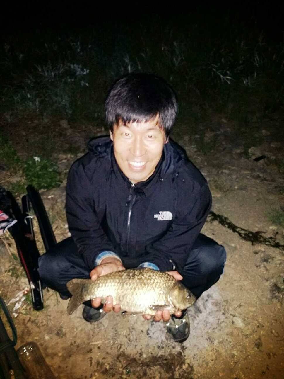 5월에 잡은 첫 4짜입니다 (조황조행기 - 월척컵토종붕어챔피언십)